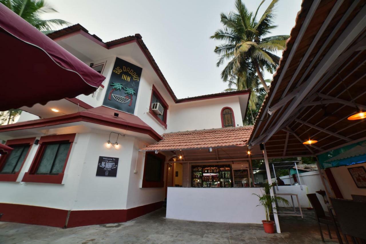 Big Daddy'S Inn Candolim Exteriör bild